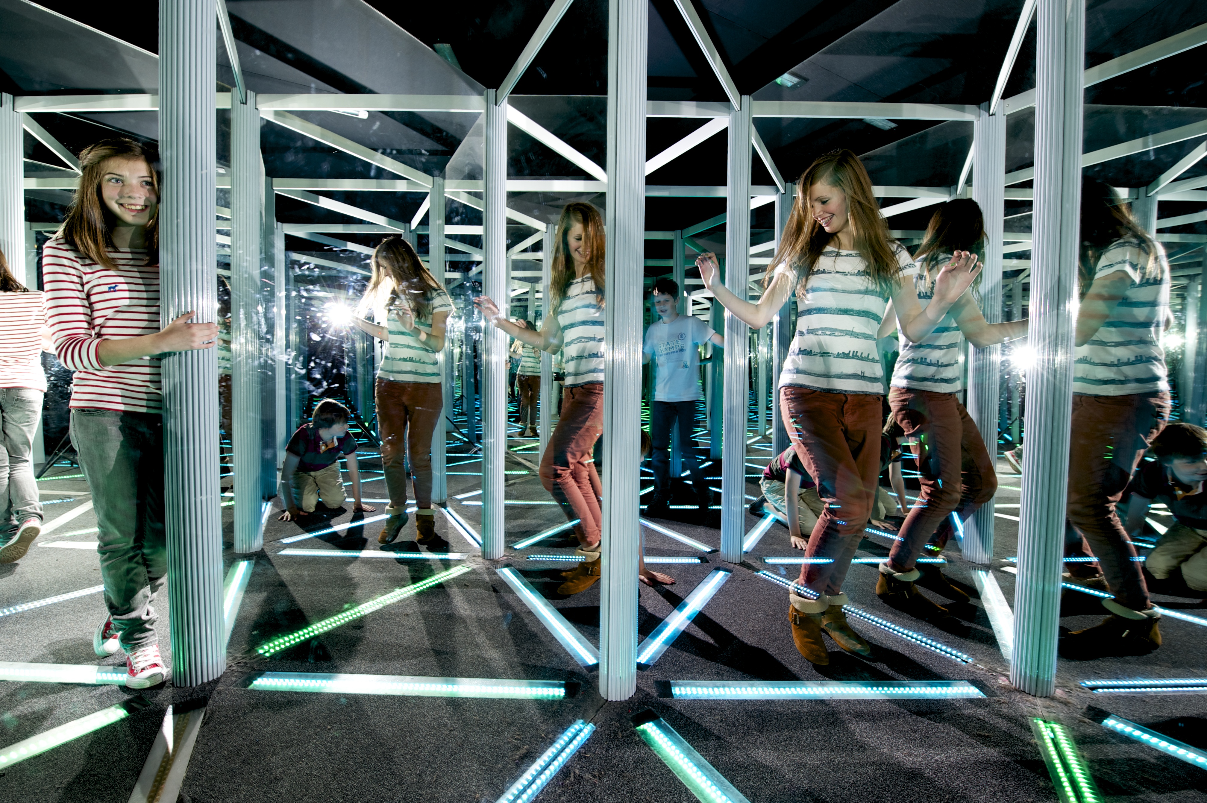 Mirror Maze