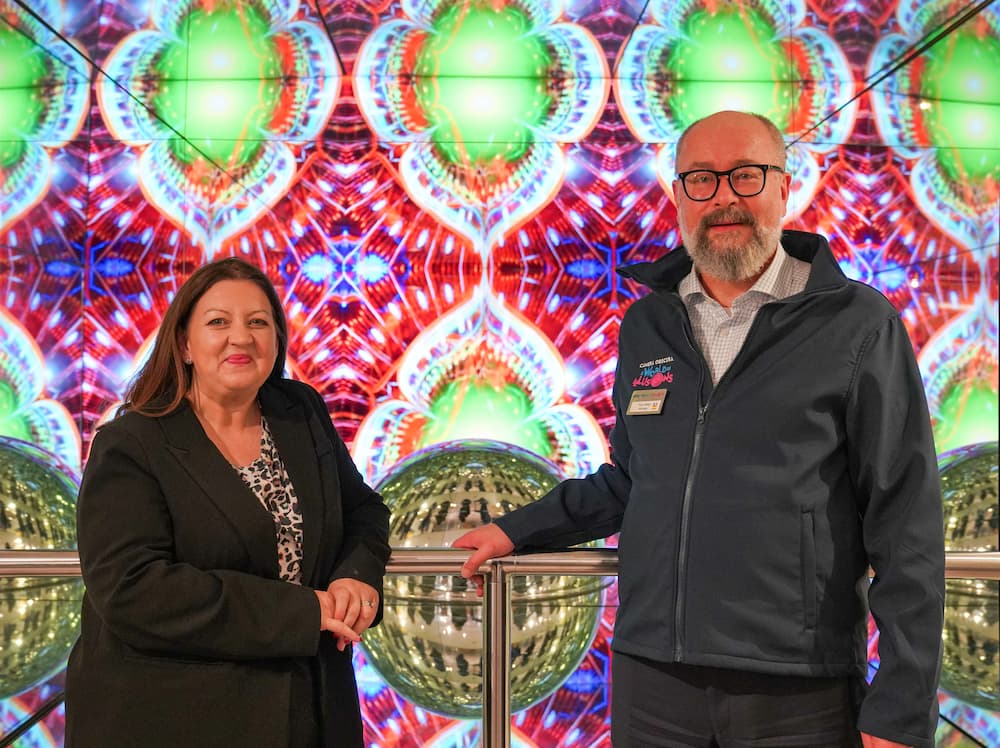 Minister Kirsty McNeill and Manager Tony Millar at Camera Obscura 