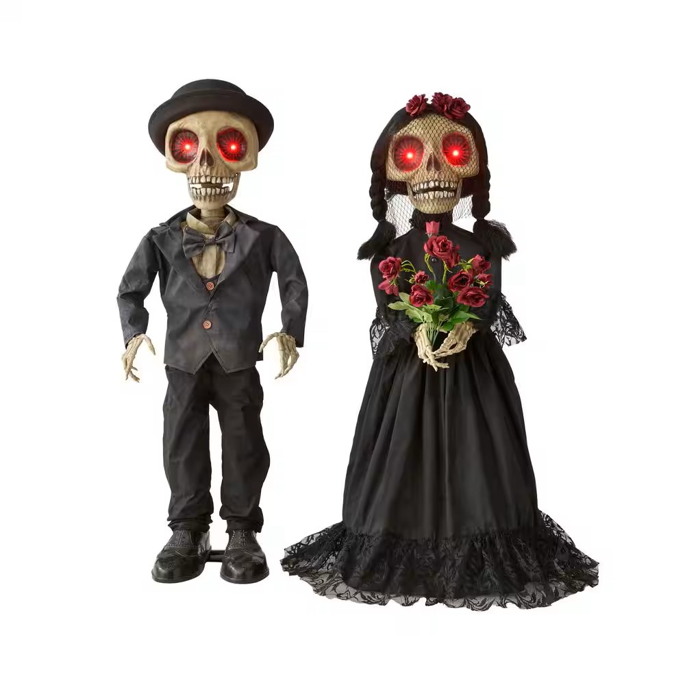 Newly Wed Halloween Decorations at Camera Obscura & World of Illusions, Edinburgh